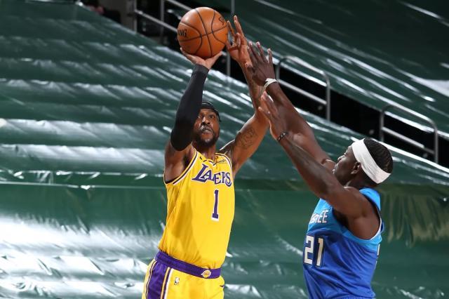 开云APP-战公牛湖人三分哑火，但偶尔失常无碍整体提升